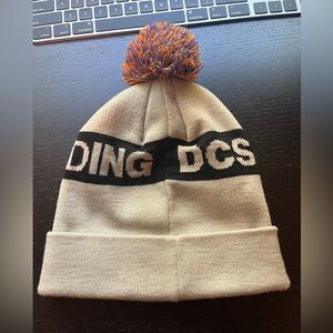 DC snowboarding beanie